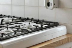 米勒燃气灶24小时售后电话阐明<燃气灶插座使用指南：解决没电问题攻略>