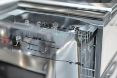 小米消毒柜上门报修服务科普۞餐饮消毒柜材质揭秘：安全卫生首选材质盘点