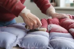 冰熊洗衣机800米售后热线介绍۞洗衣机羽绒服清洗攻略：告别污渍，还原洁净绒面