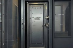 富新锁防盗门全市保修热线科普♫防盗门选购攻略：如何挑选真正安全的门锁保障家庭安全